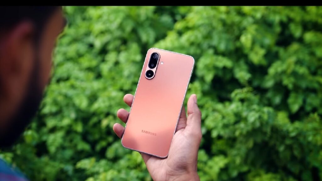 Samsung Galaxy M36 5G Design & Build Quality 