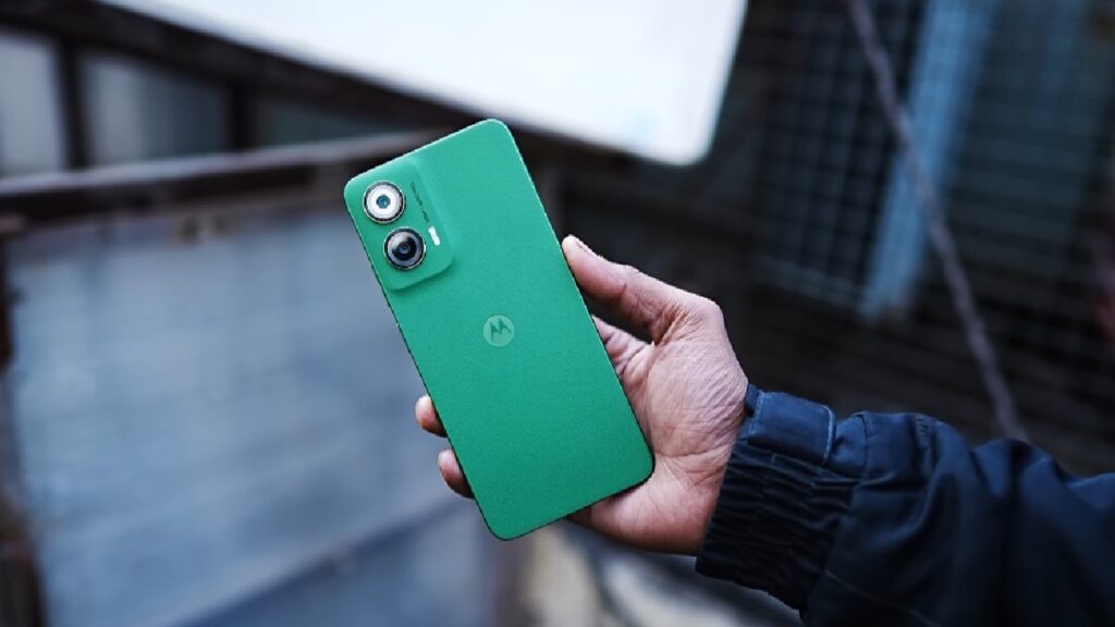 Motorola G35 5G Display Quality 